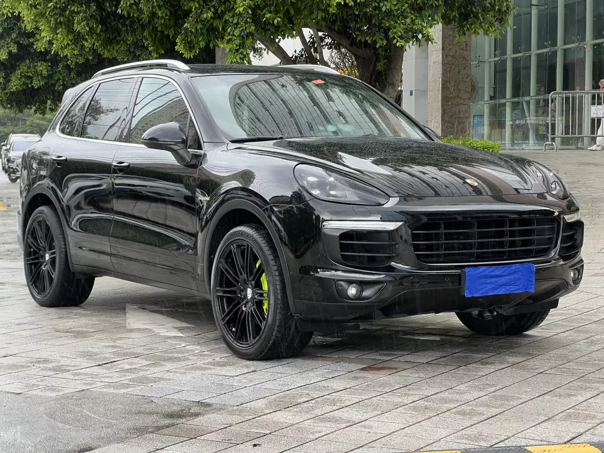 Porsche Cayenne E-Hybrid