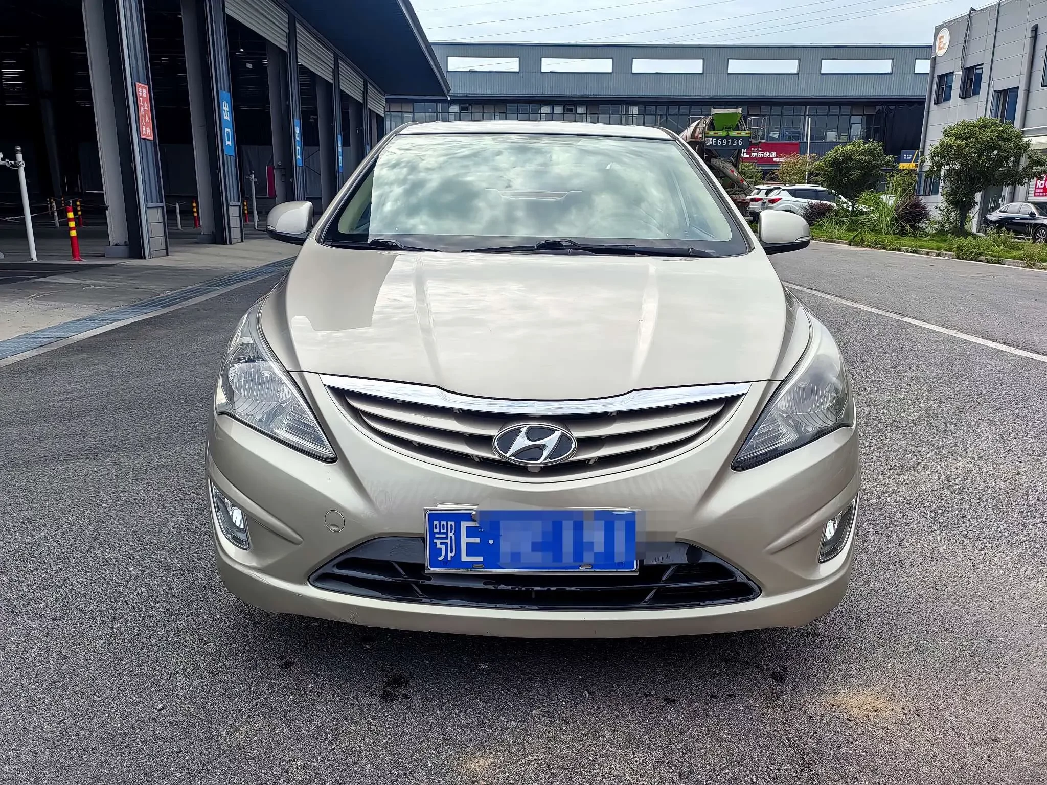 Hyundai Verna (Rena)  из Китая
