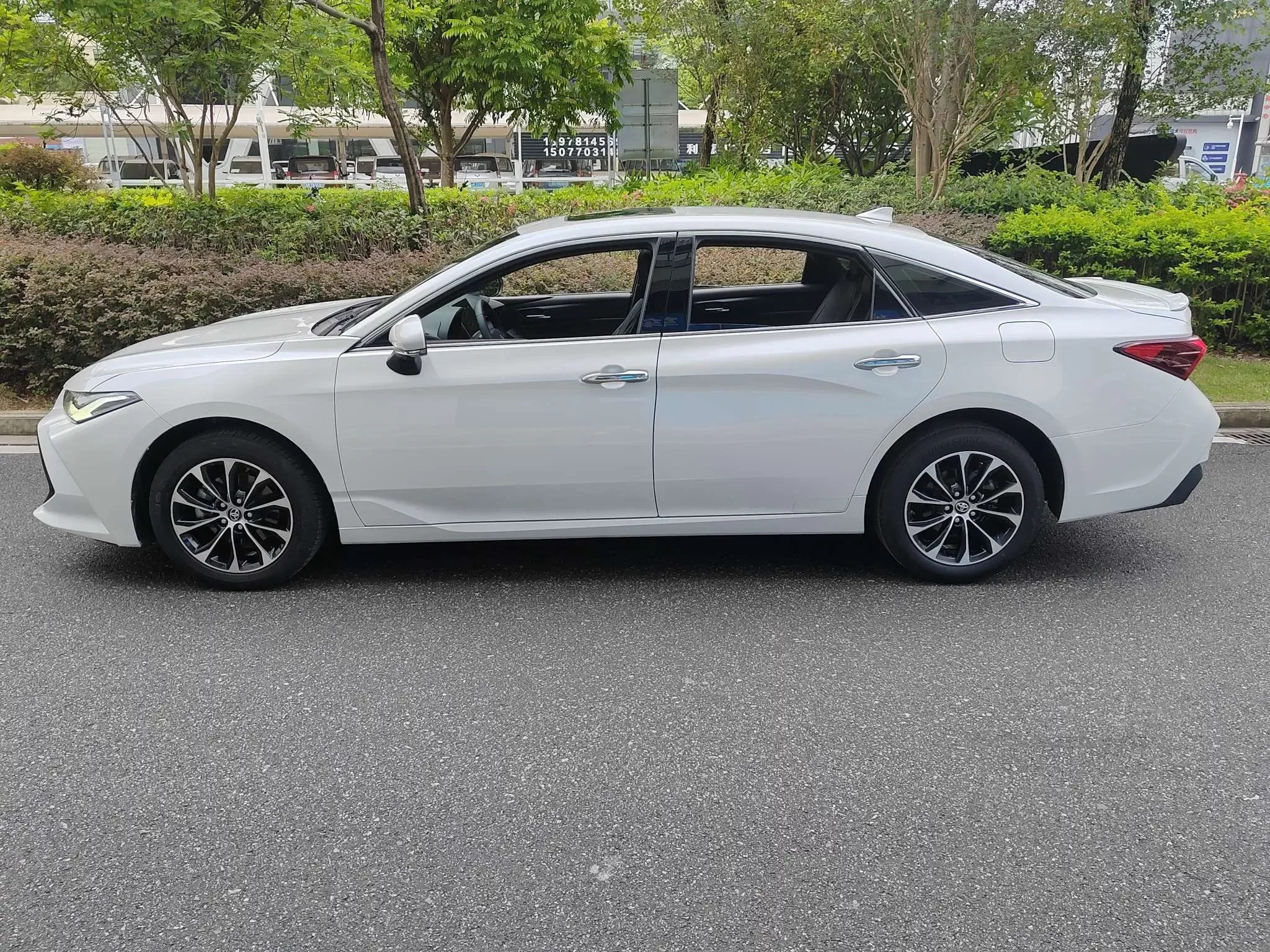 Toyota Avalon