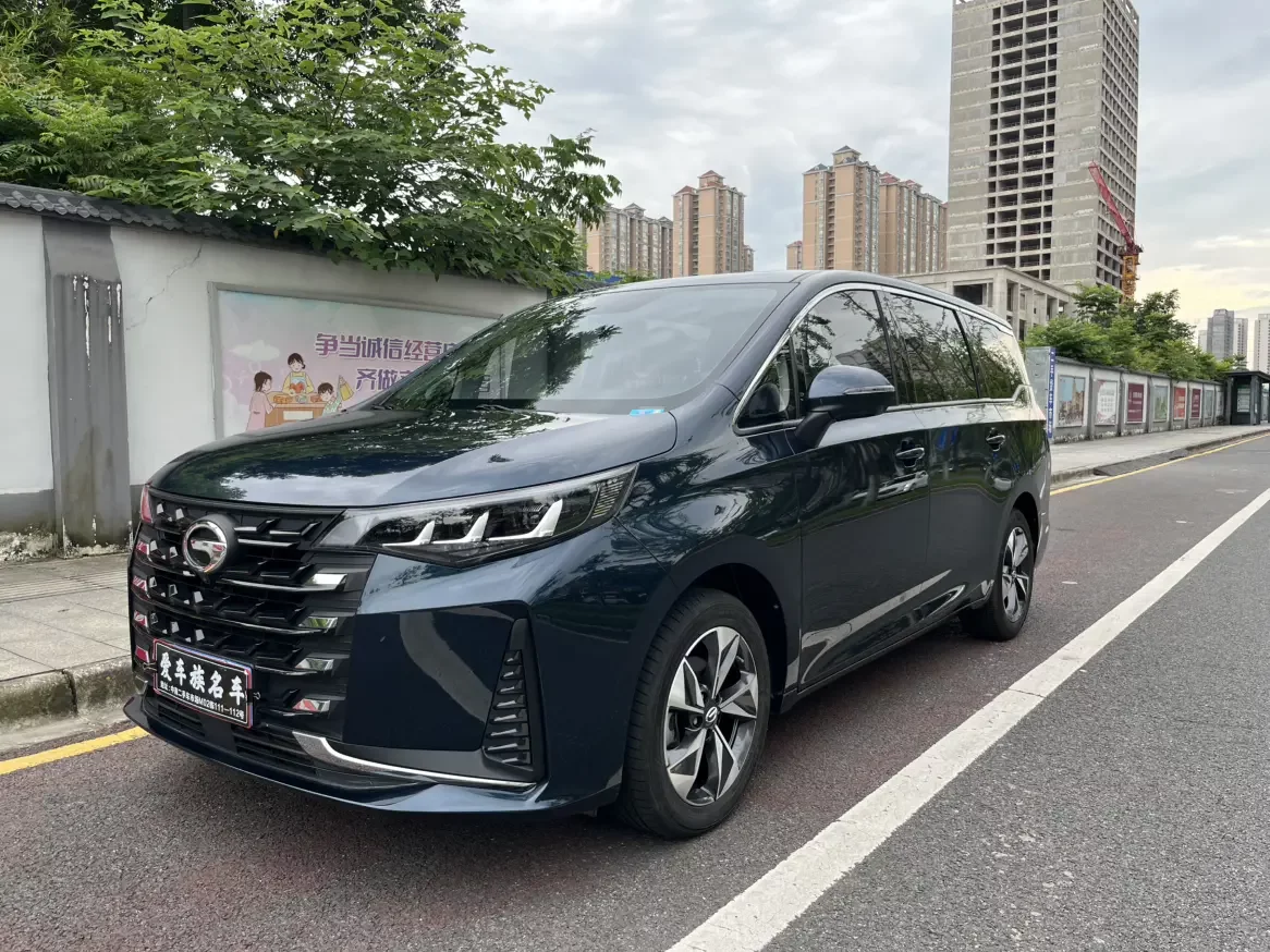 GAC Trumpchi M6  из Китая