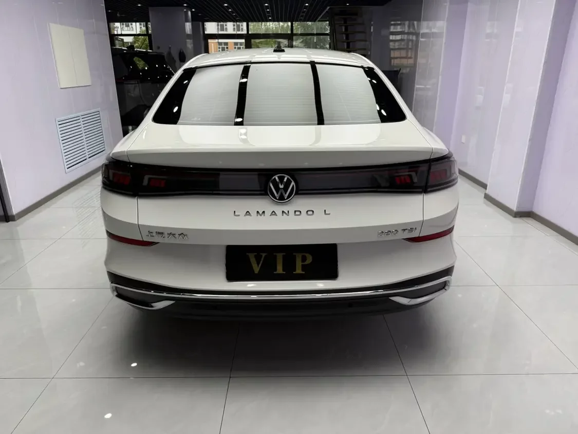 Volkswagen Lamando