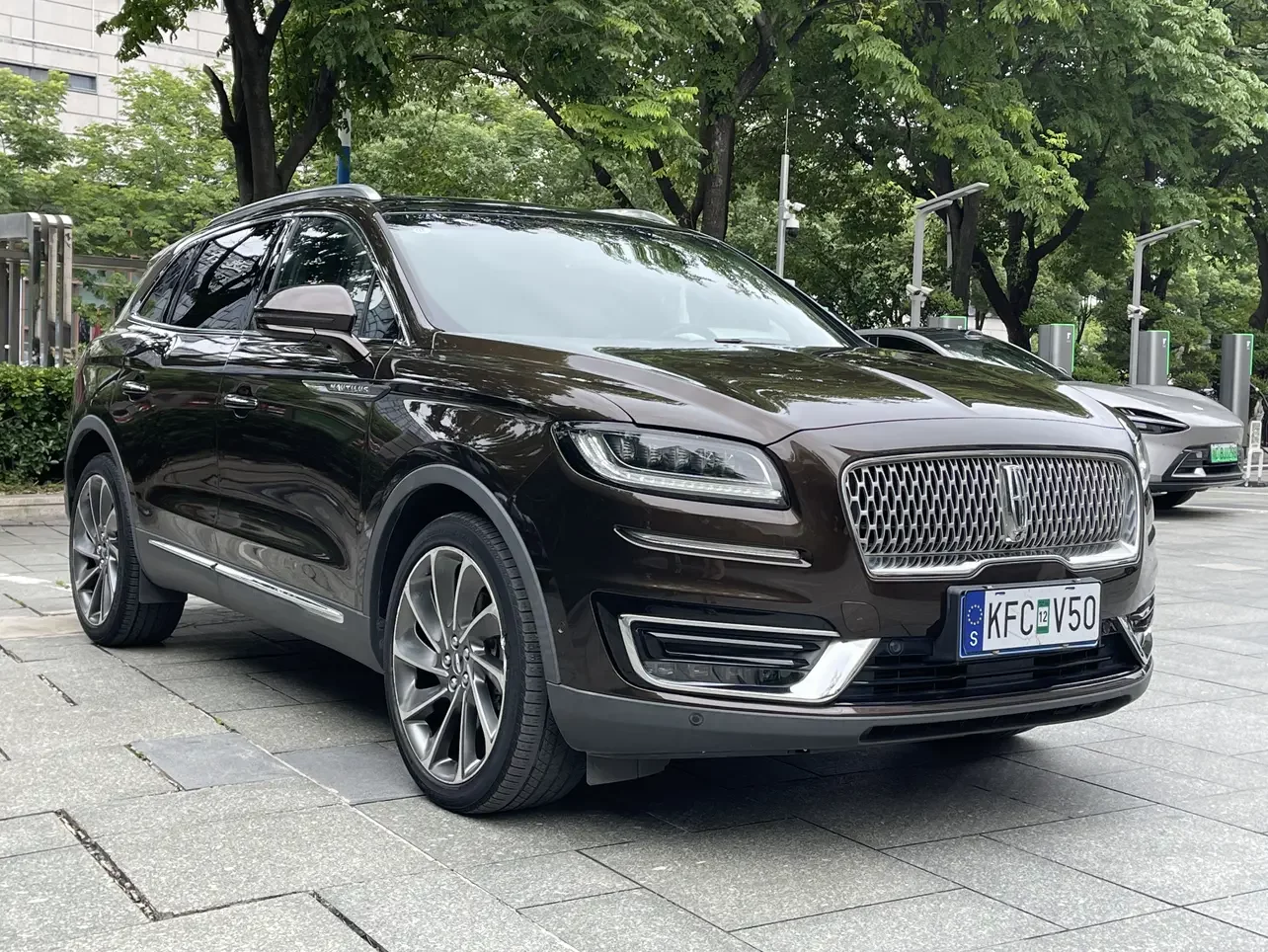Lincoln Voyager  из Китая