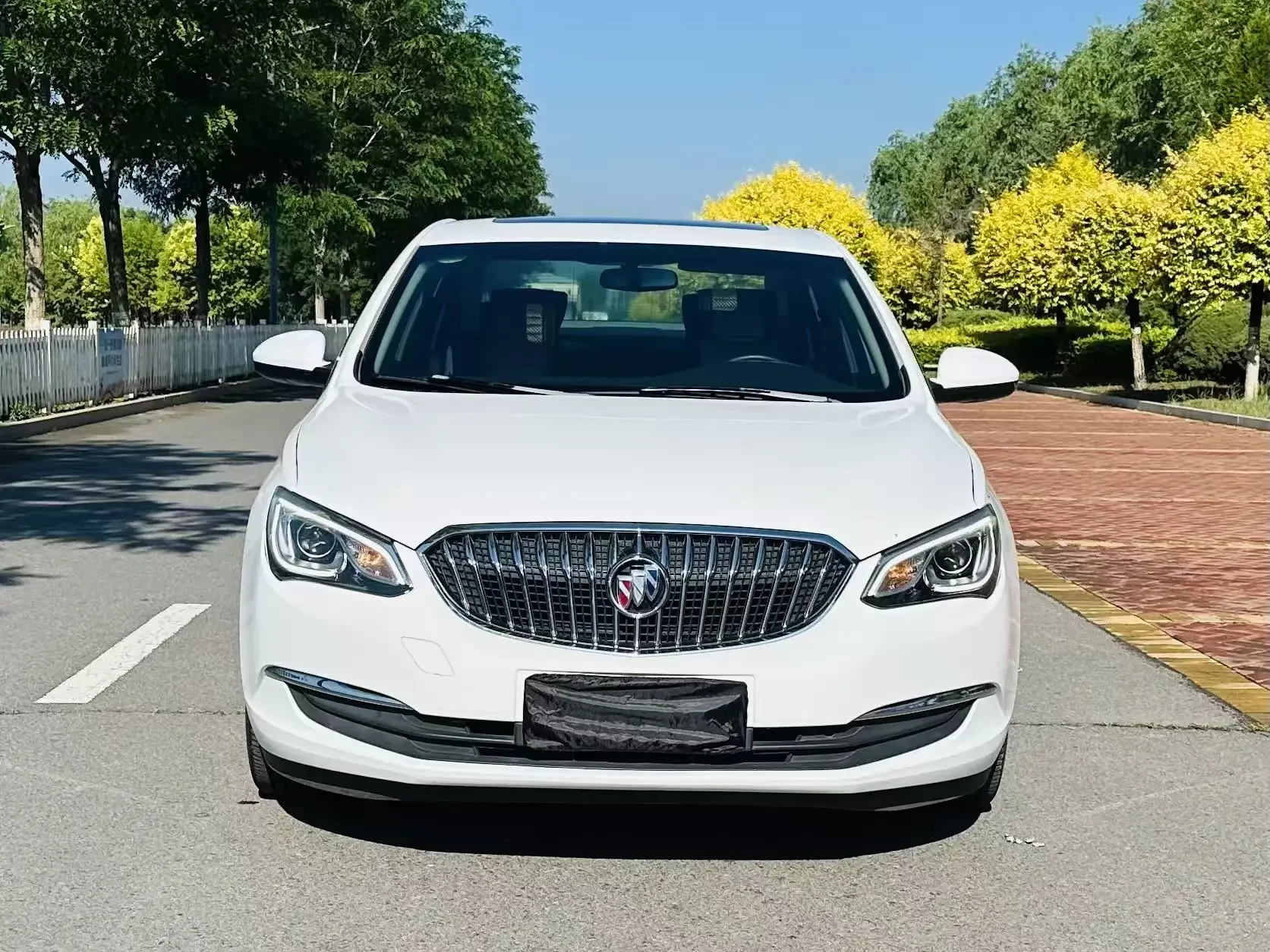 Buick Yinglang