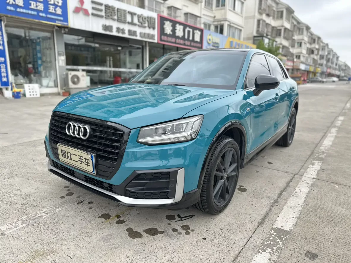 Audi Q2L
