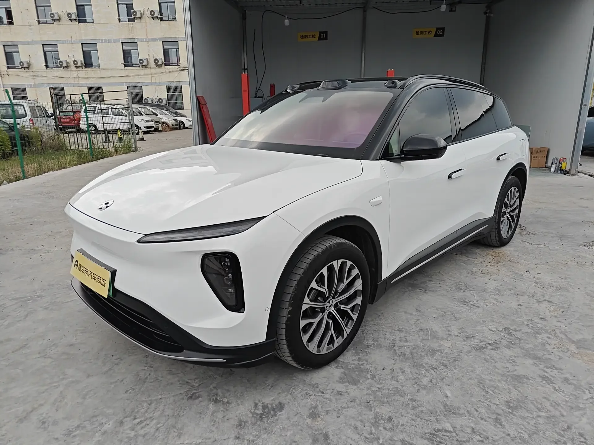 NIO ES6