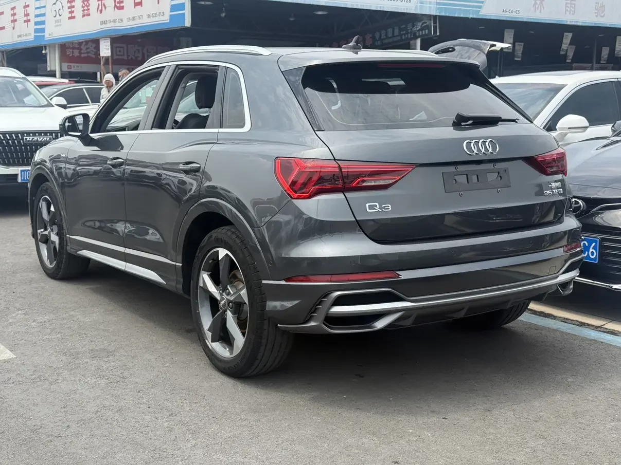 Audi Q3
