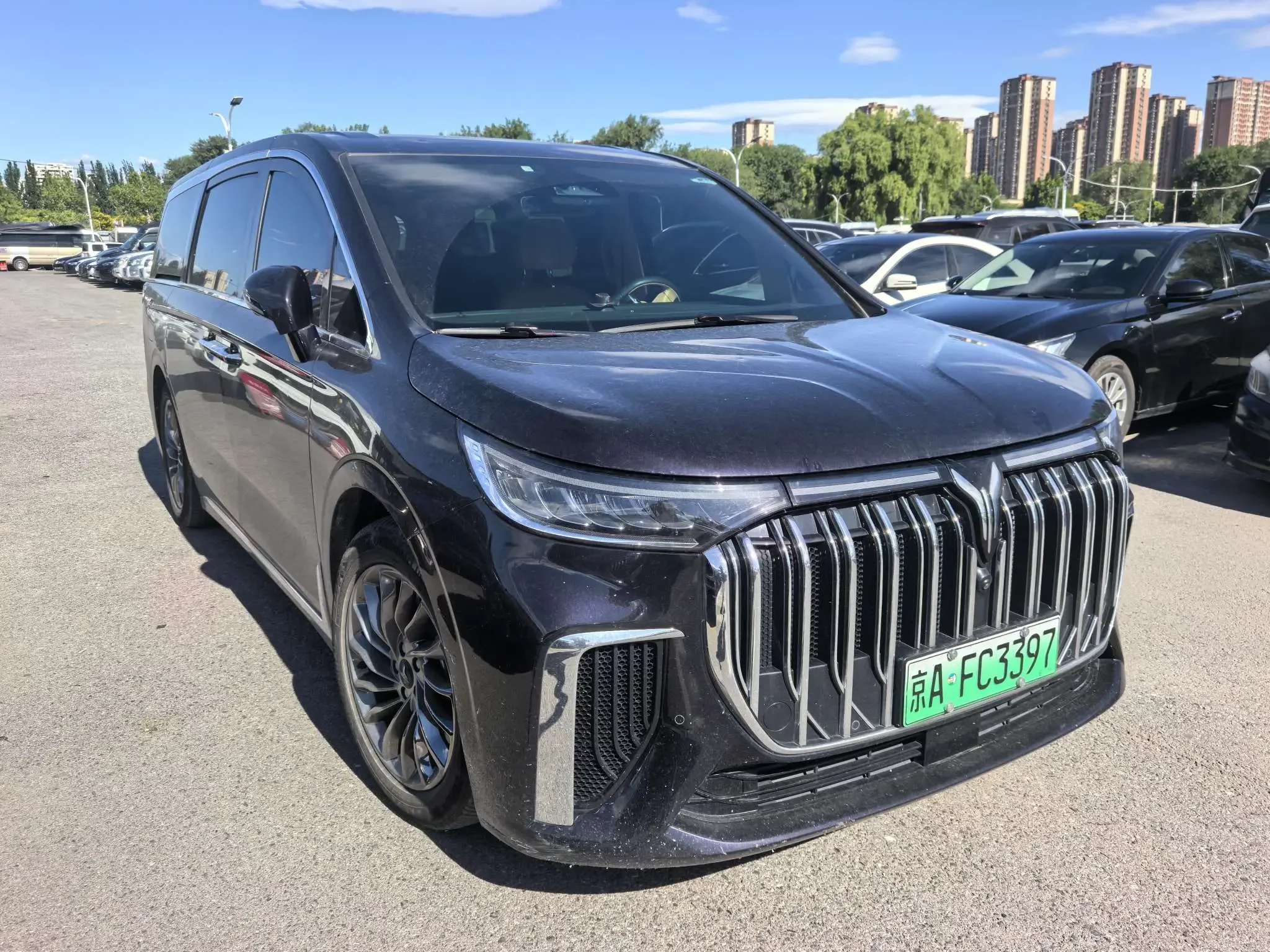 Voyah Lantu Dreamer PHEV  из Китая
