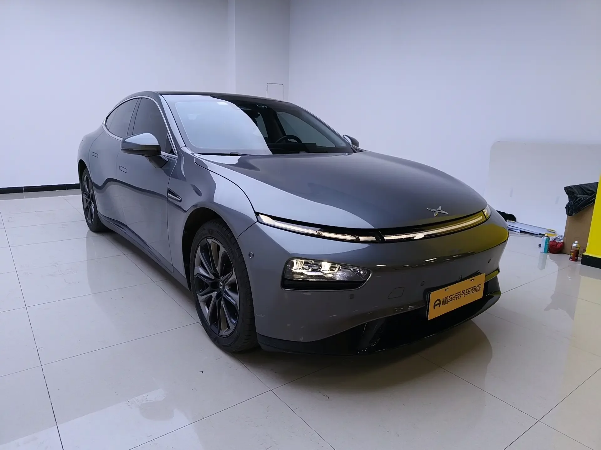 Xpeng P7