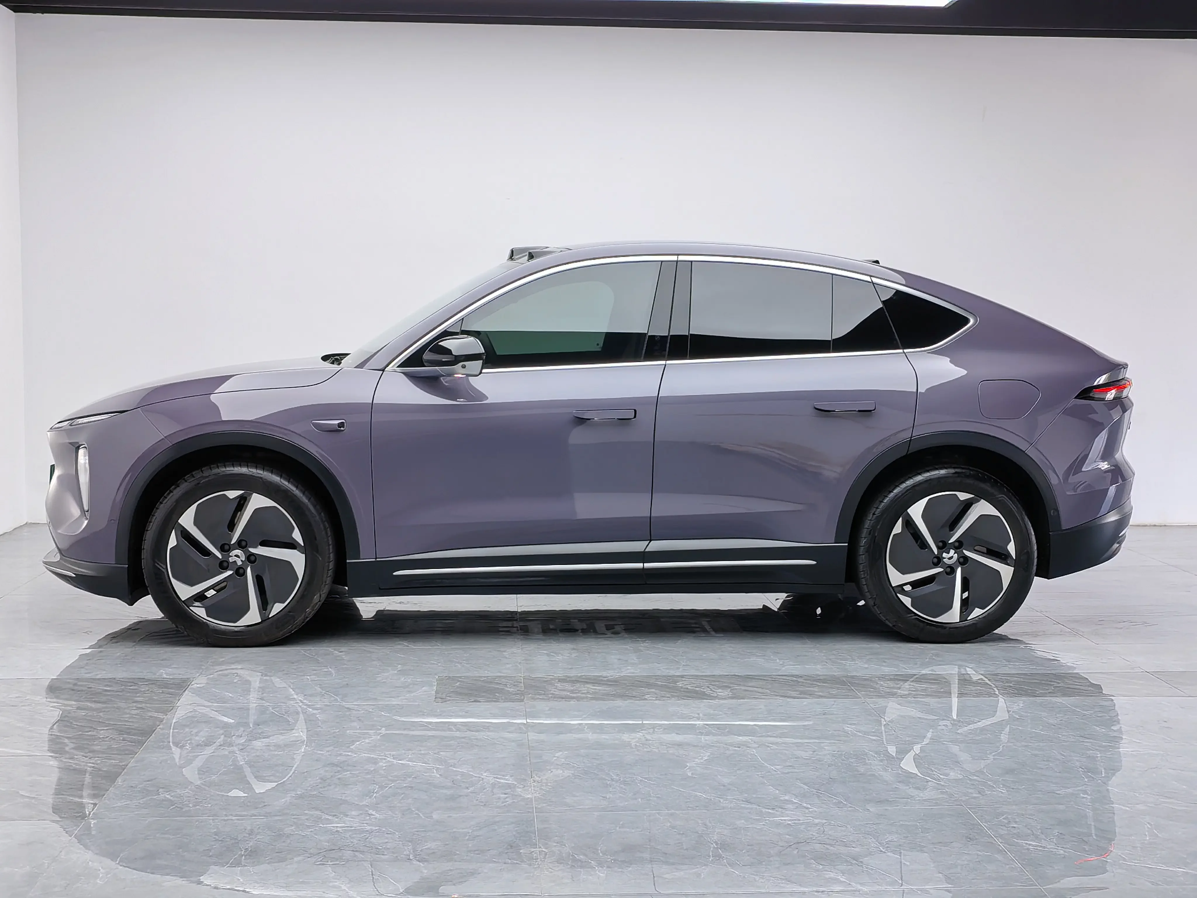 NIO EC6