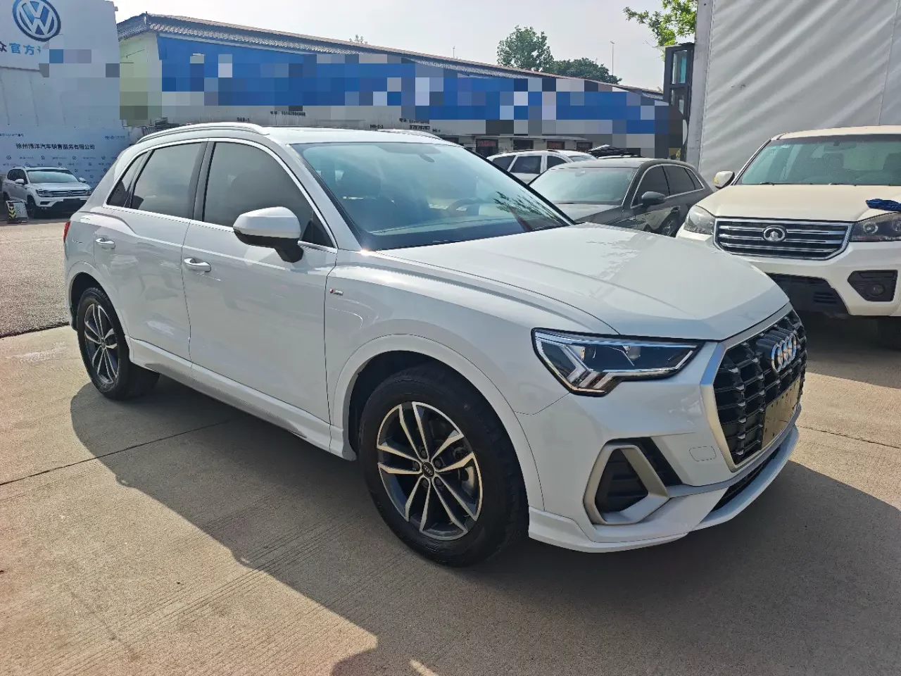 Audi Q3