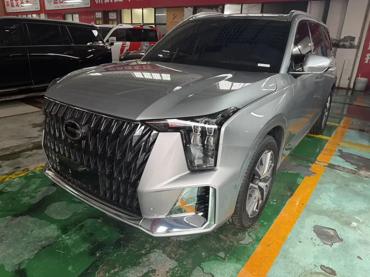 GAC Trumpchi GS8  из Китая