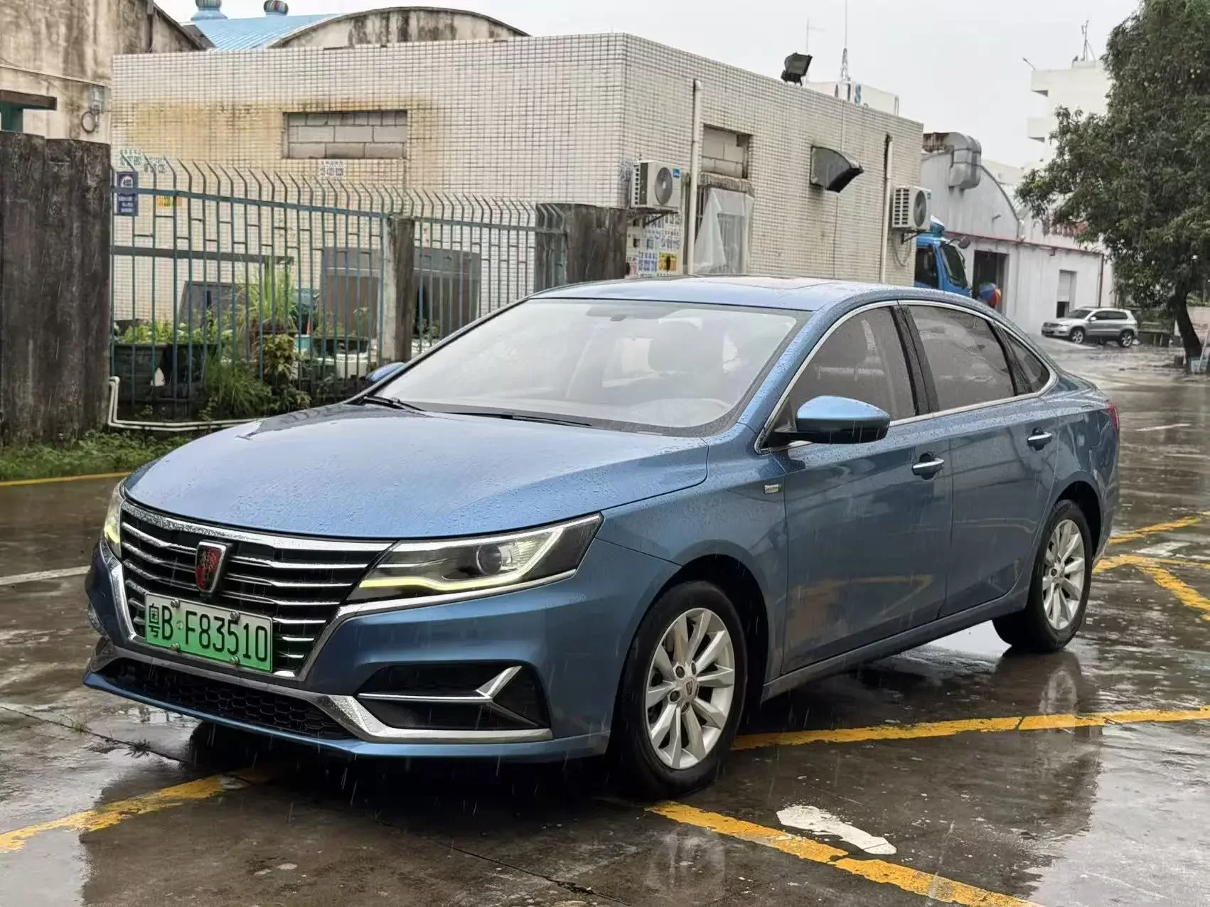 Roewe ei6
