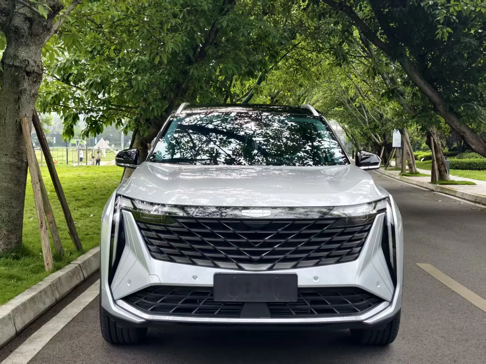 Geely Atlas L