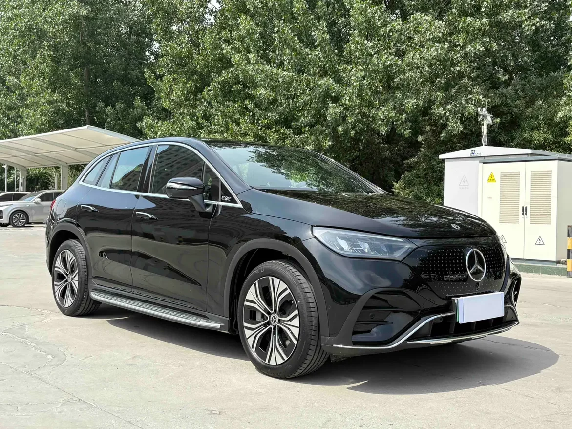 Mercedes-Benz EQE SUV
