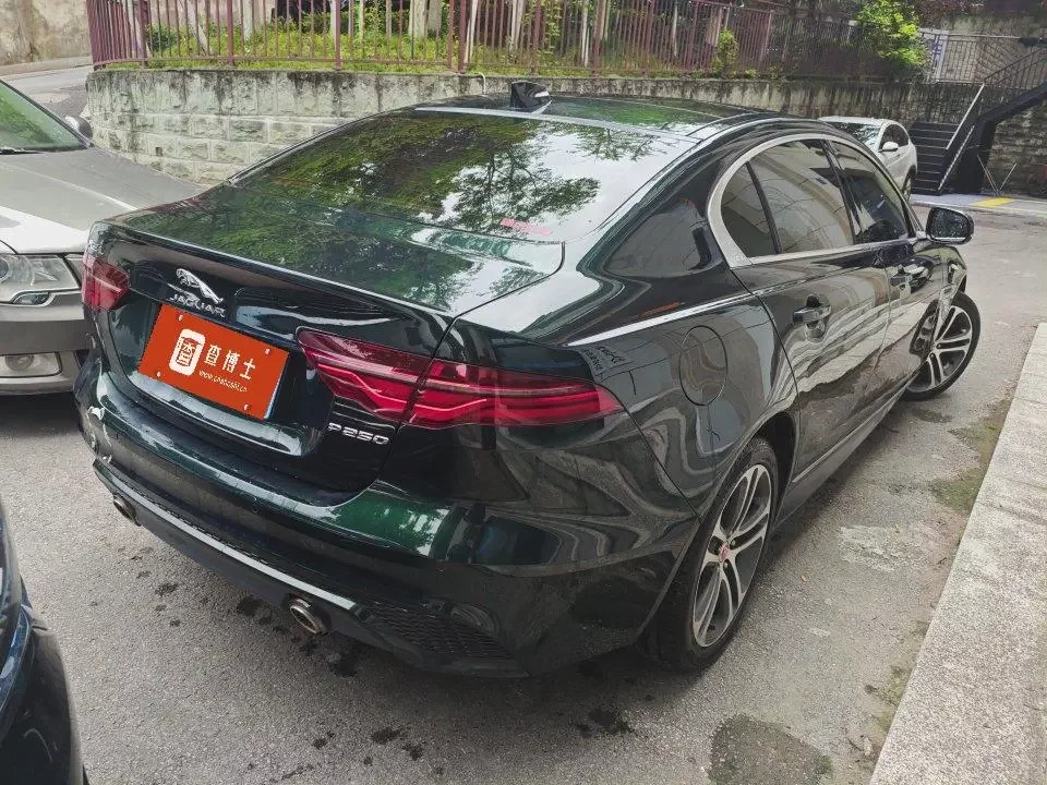 Jaguar XEL