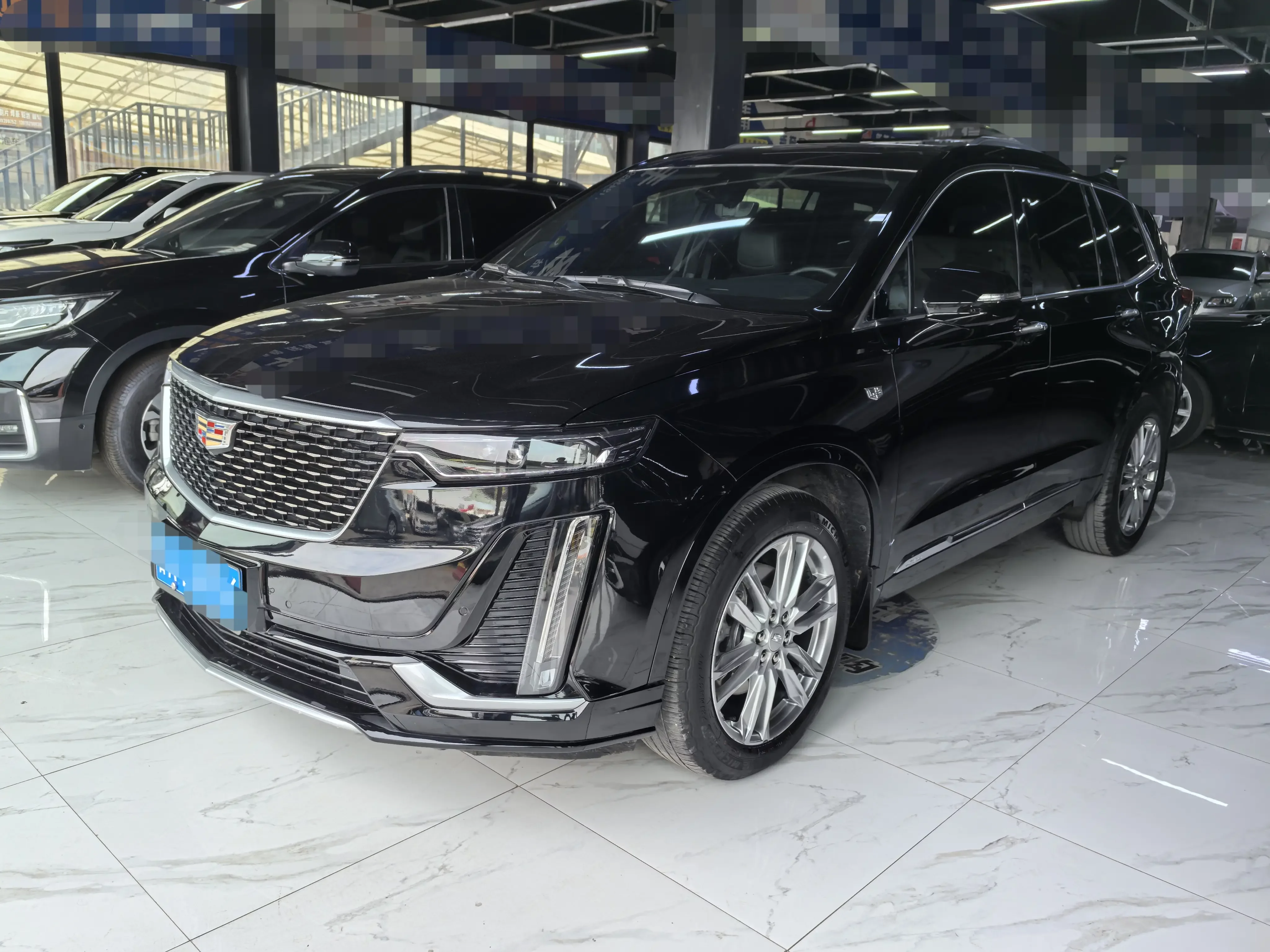 Cadillac XT6
