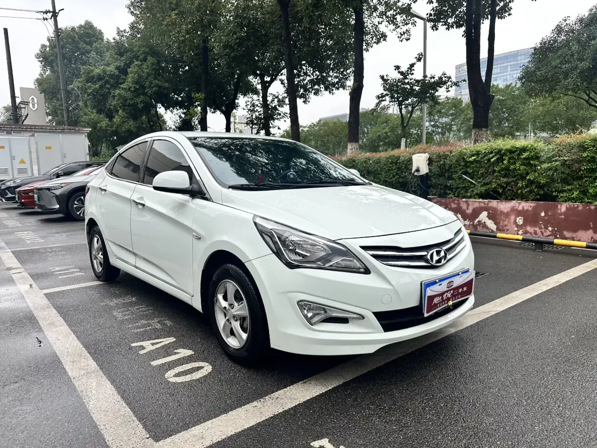 Hyundai Verna