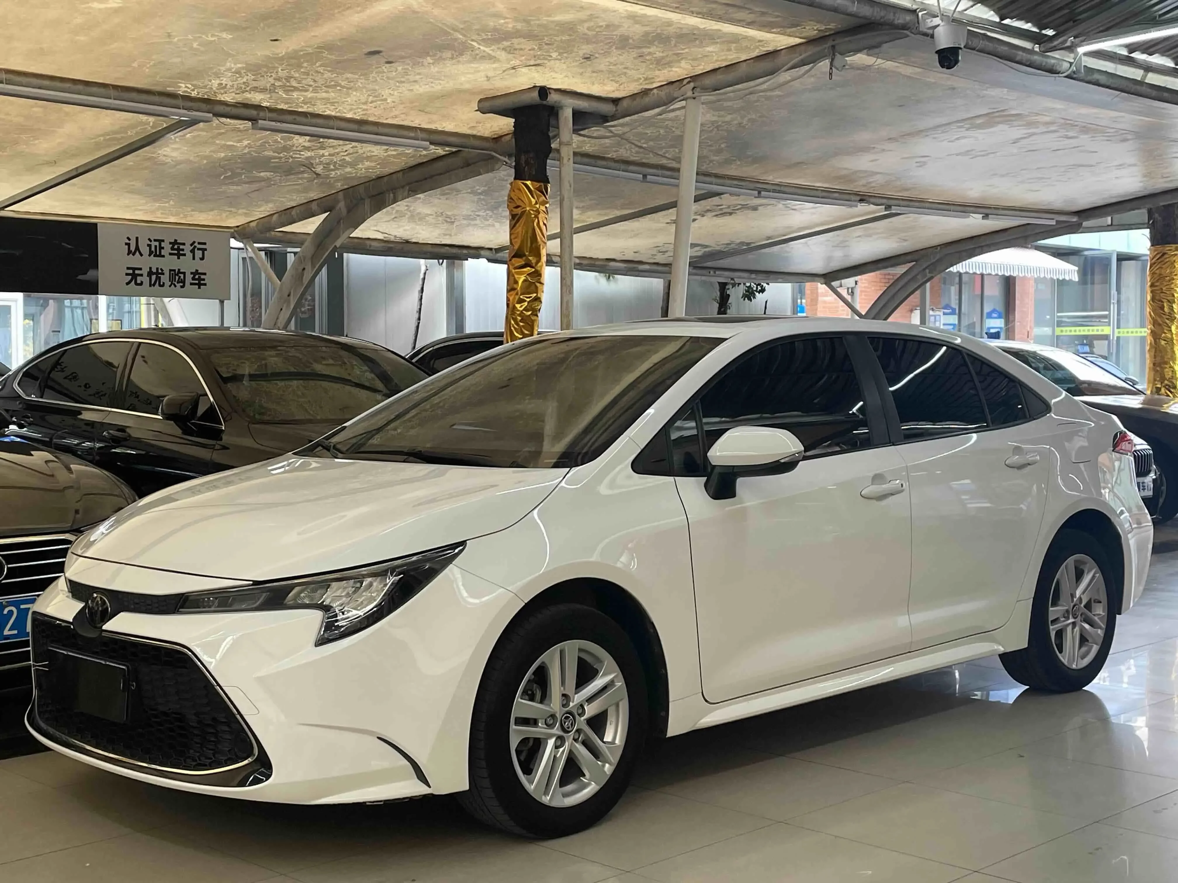 Toyota Levin (Lei Ling)  из Китая