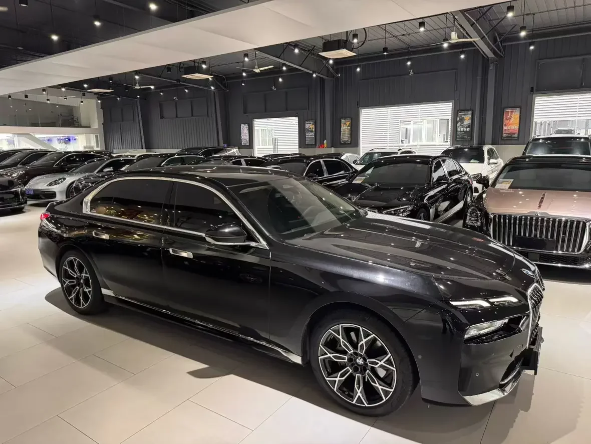 BMW 7 Series