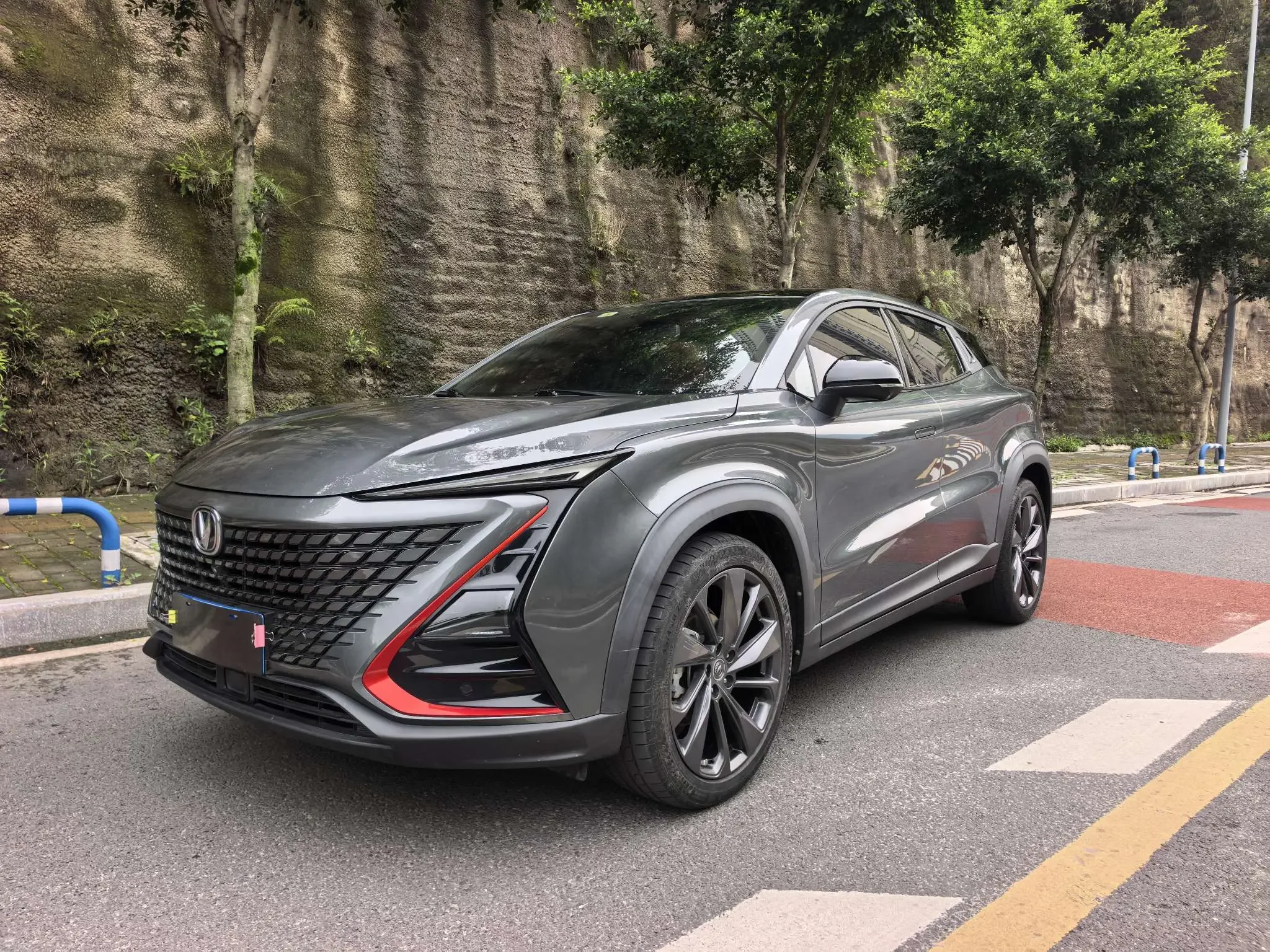 Changan UNI-T  из Китая