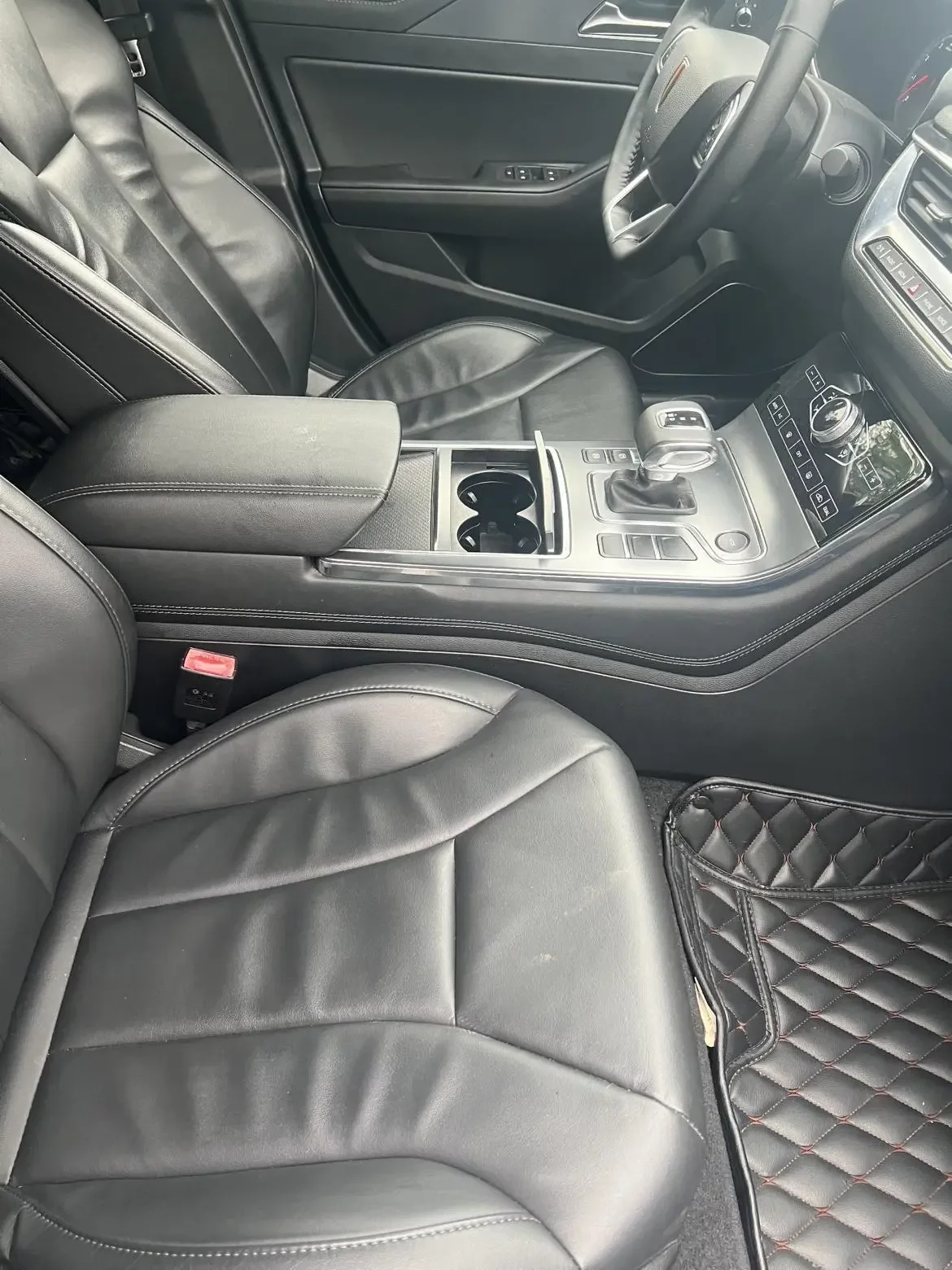 Hongqi H5 classic