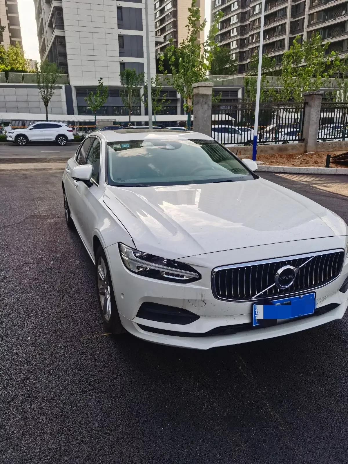 Volvo S90