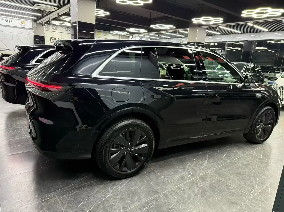 Lixiang L6