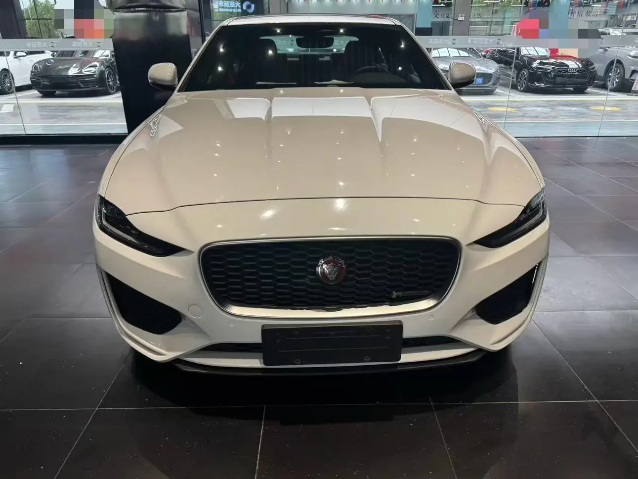 Jaguar XEL