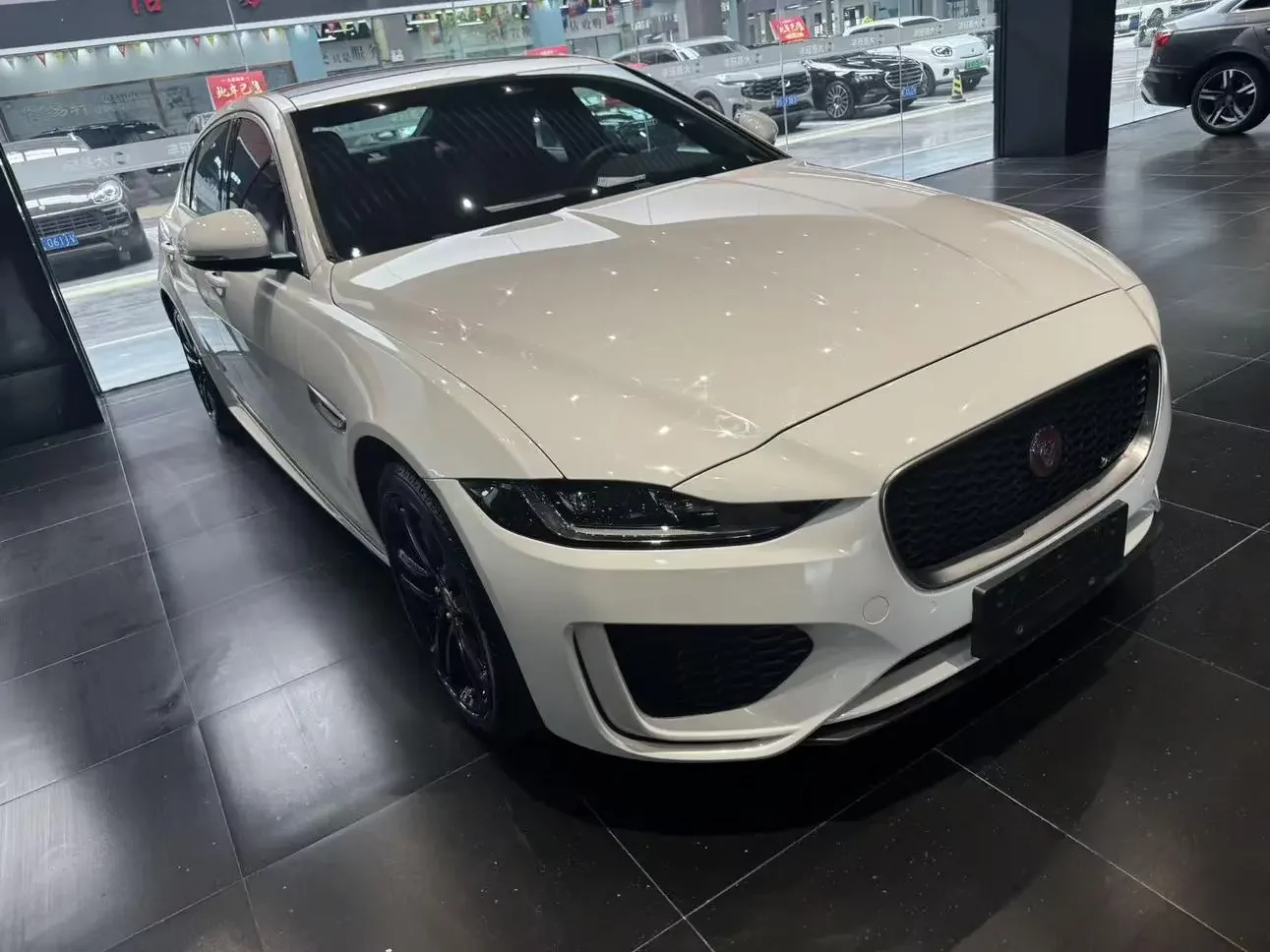 Jaguar XEL
