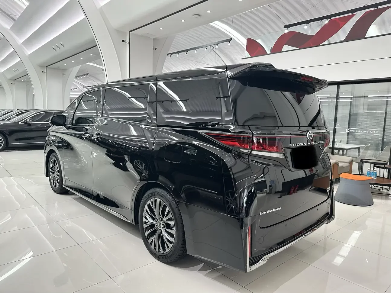 Toyota Crown Wellfire