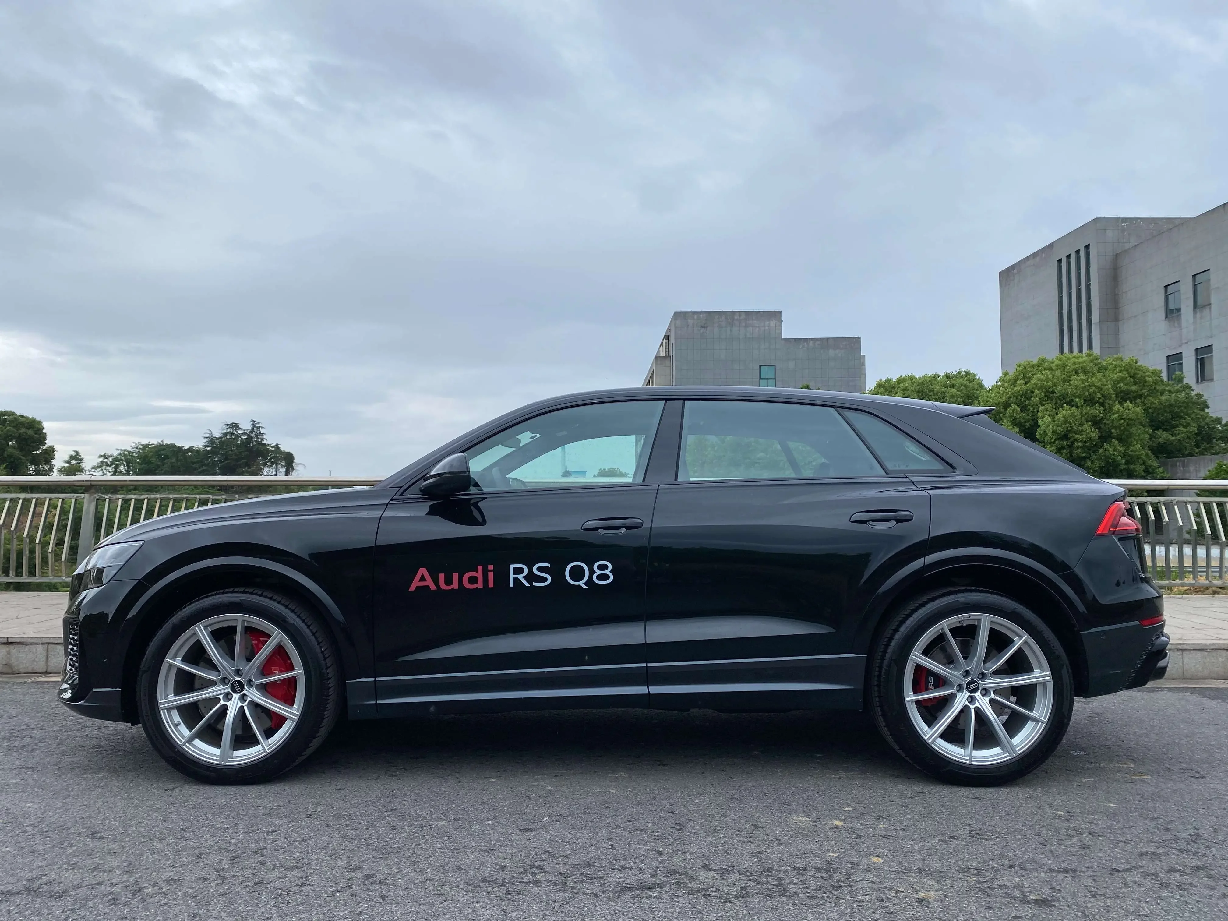 Audi RS Q8
