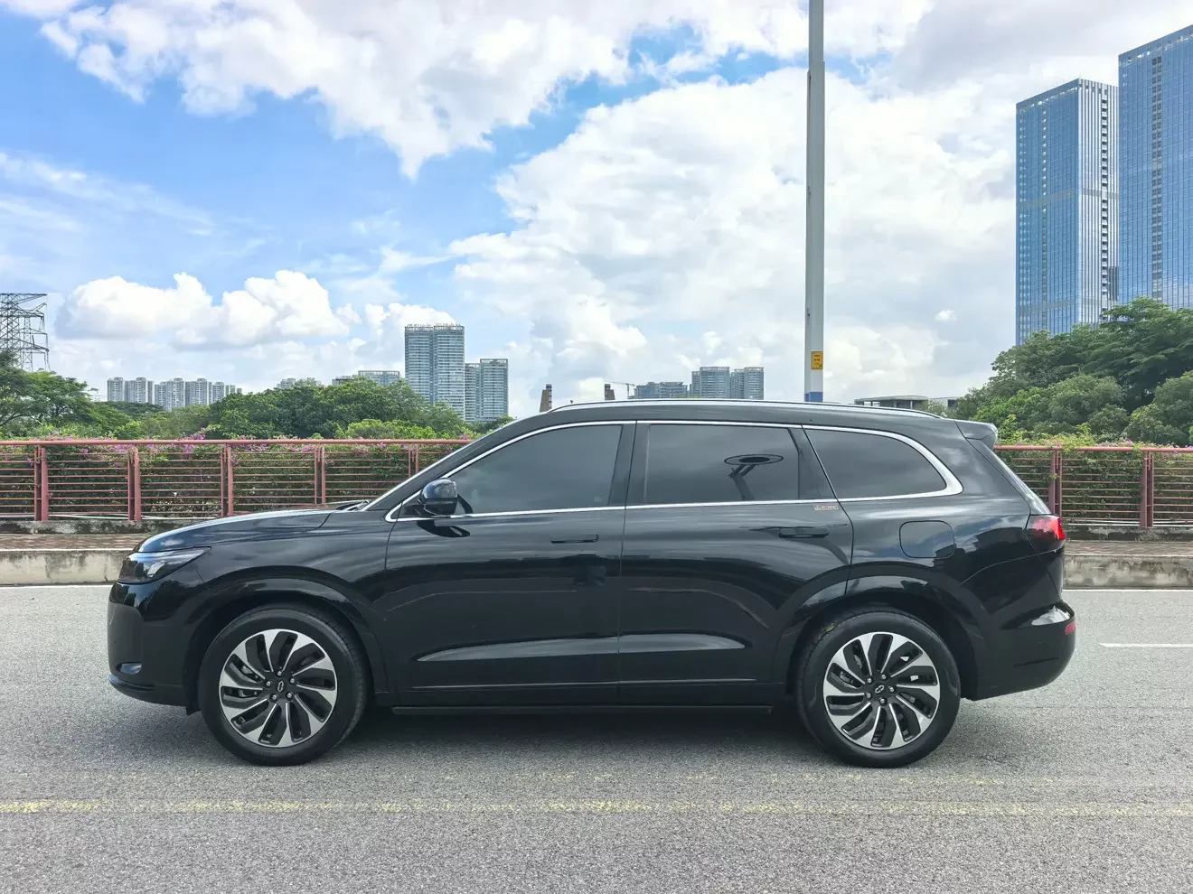AITO M7
