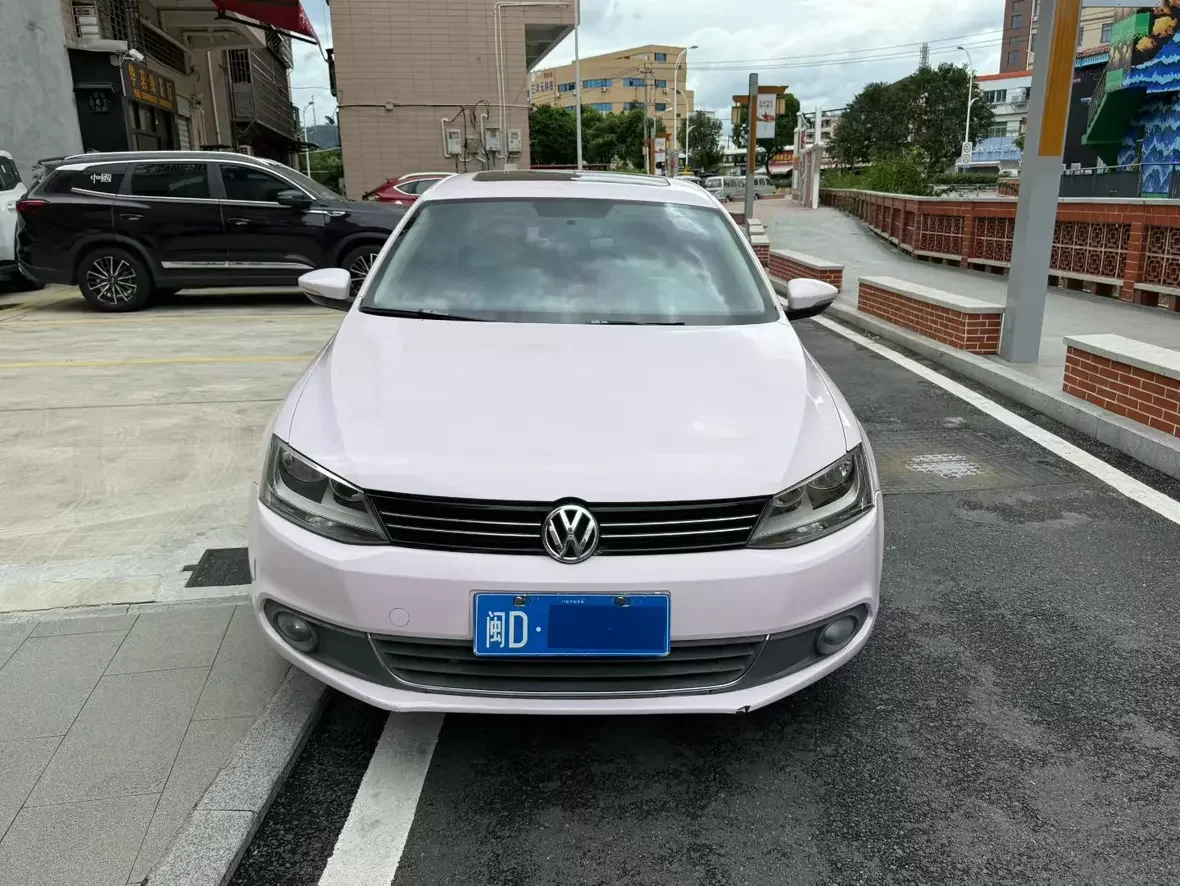 Volkswagen Sagitar