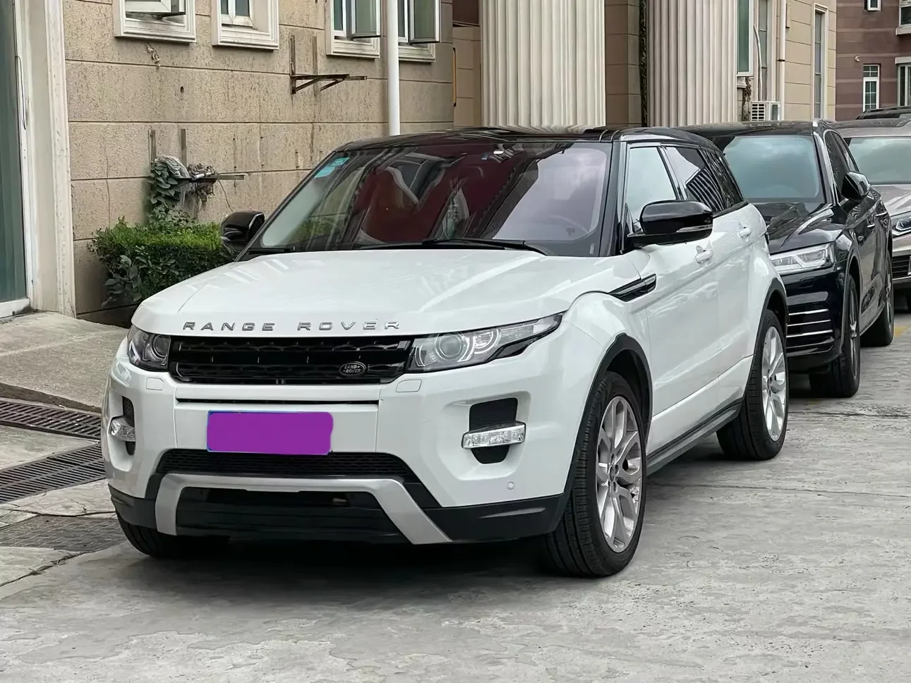 Land Rover Range Rover Evoque  из Китая