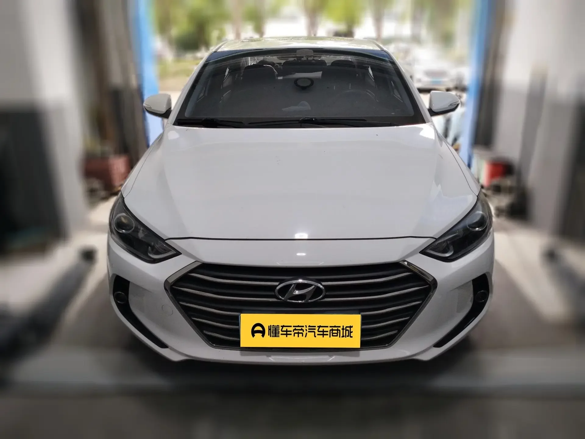 Hyundai lead