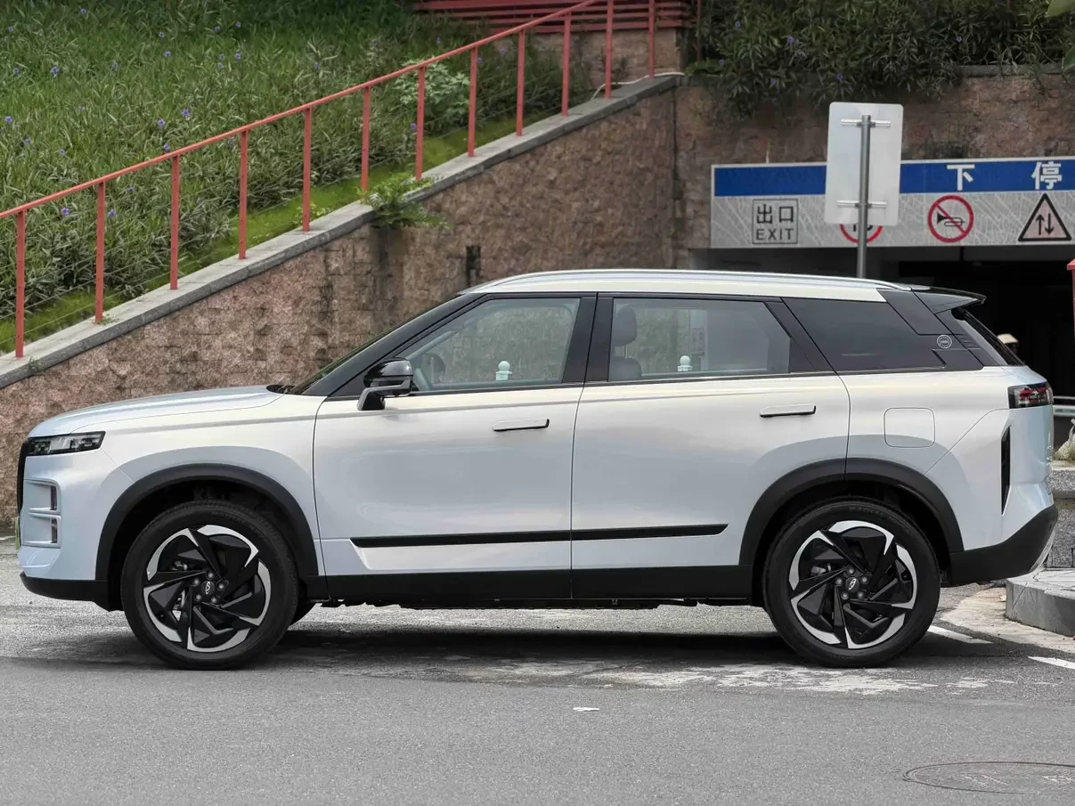 Chery Explore 06 C-DM