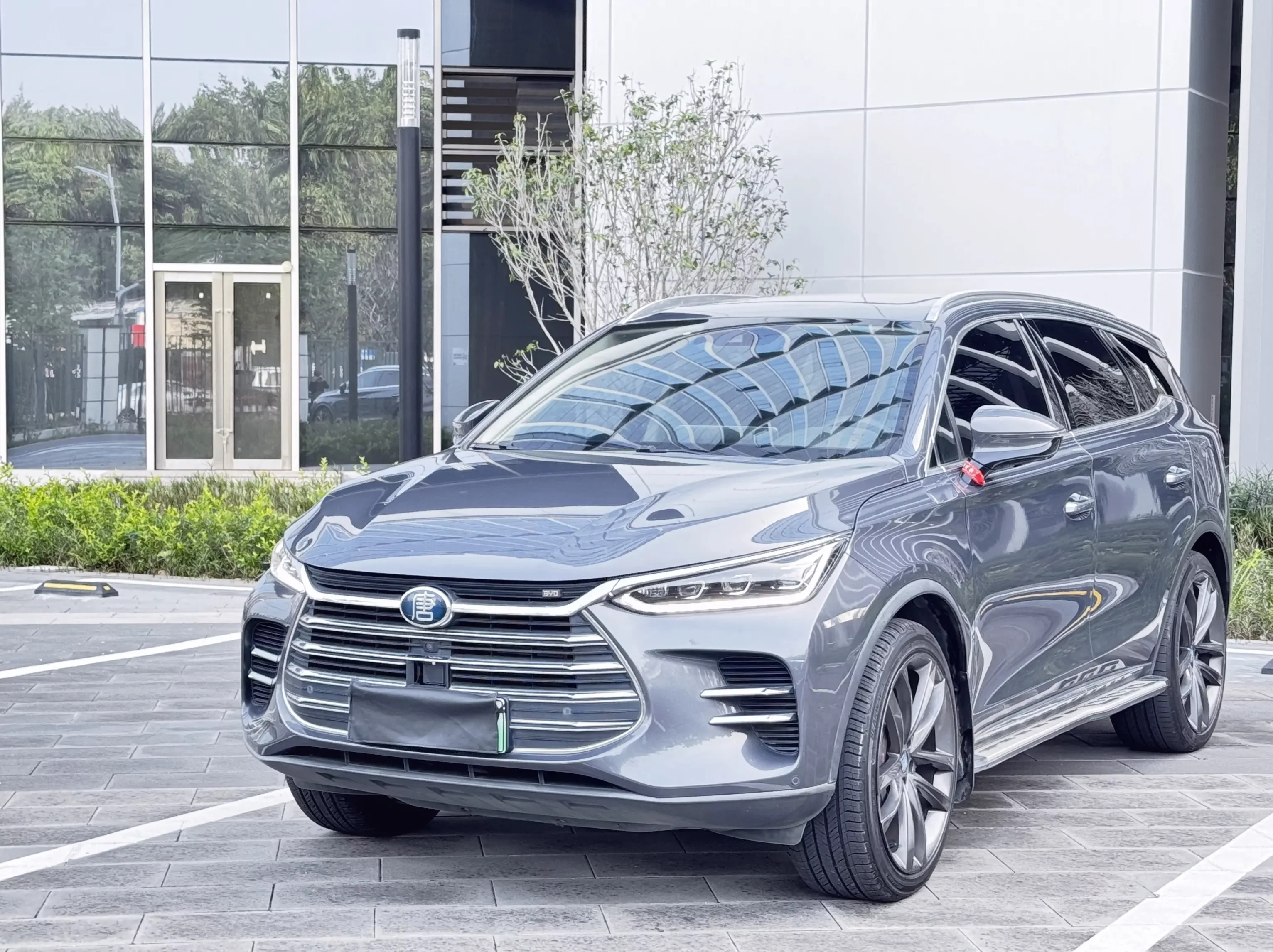 BYD Tang DM