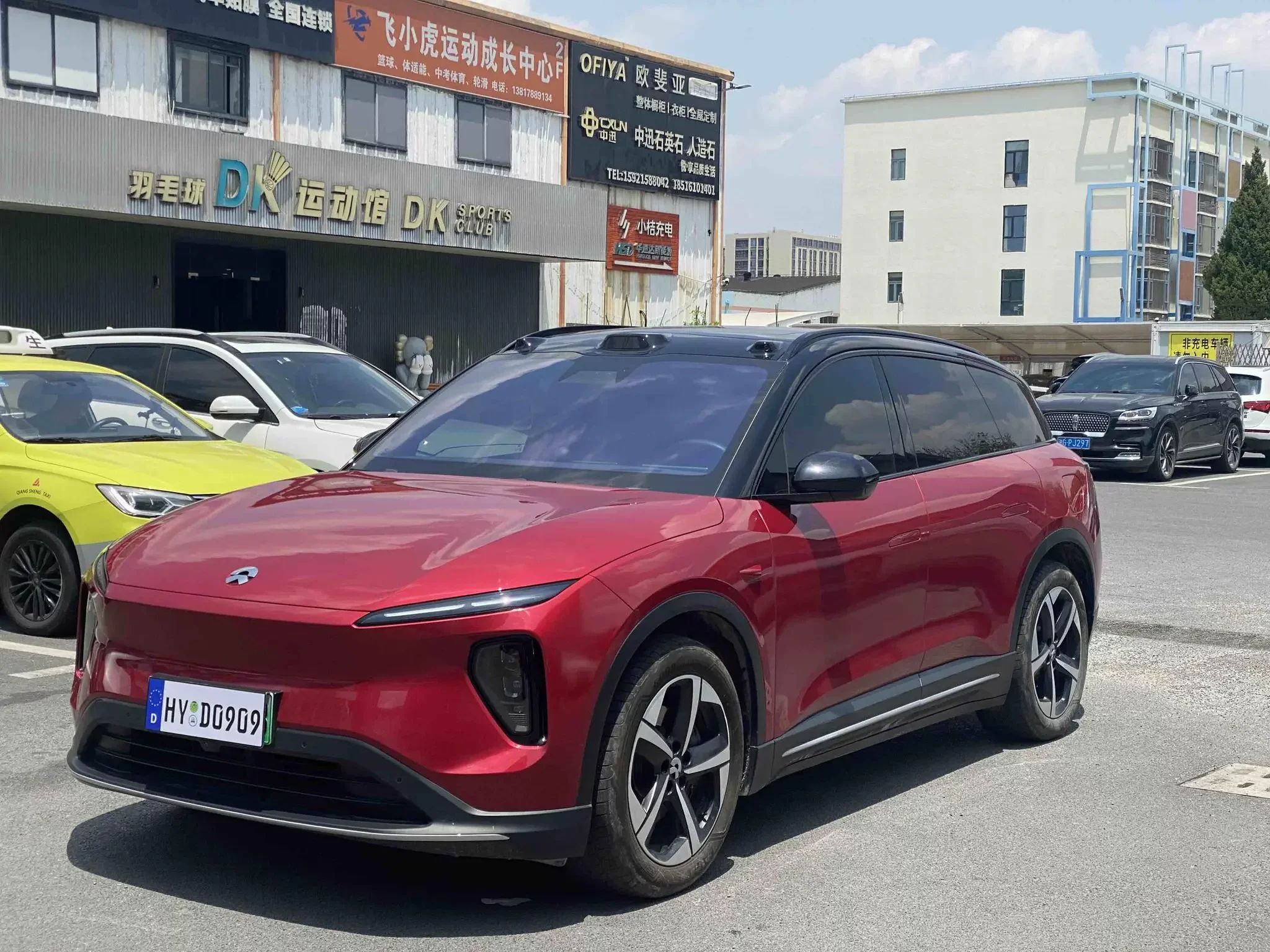 NIO ES6