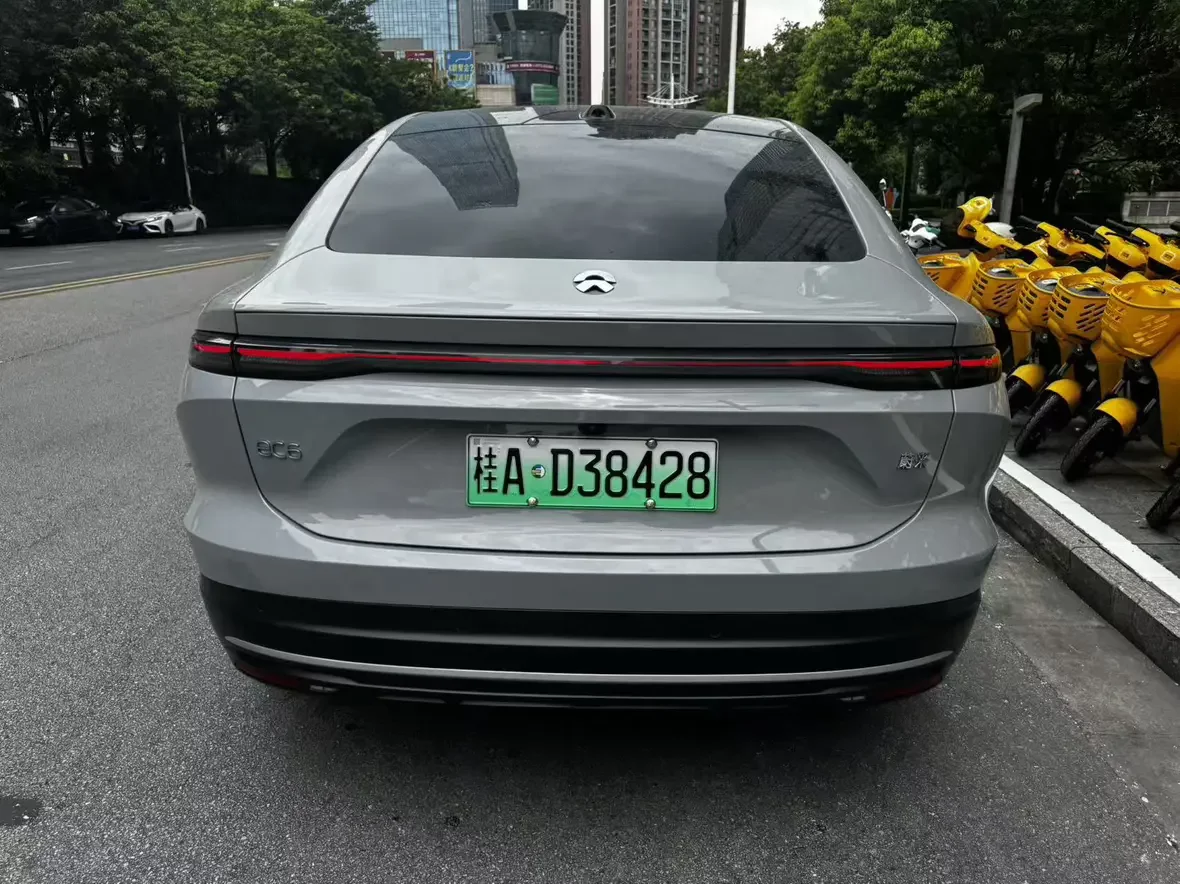 NIO EC6