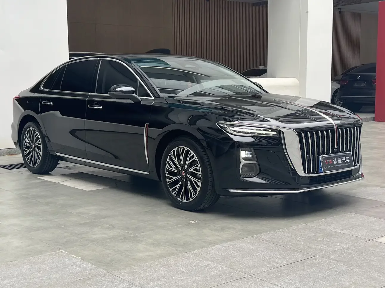 Hongqi H5