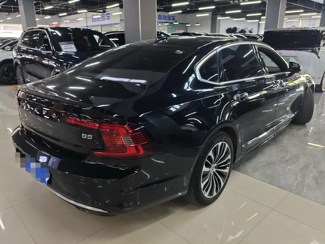 Volvo S90