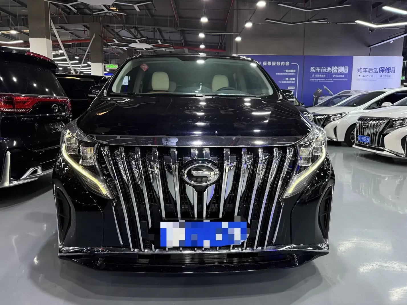 GAC Trumpchi M8  из Китая