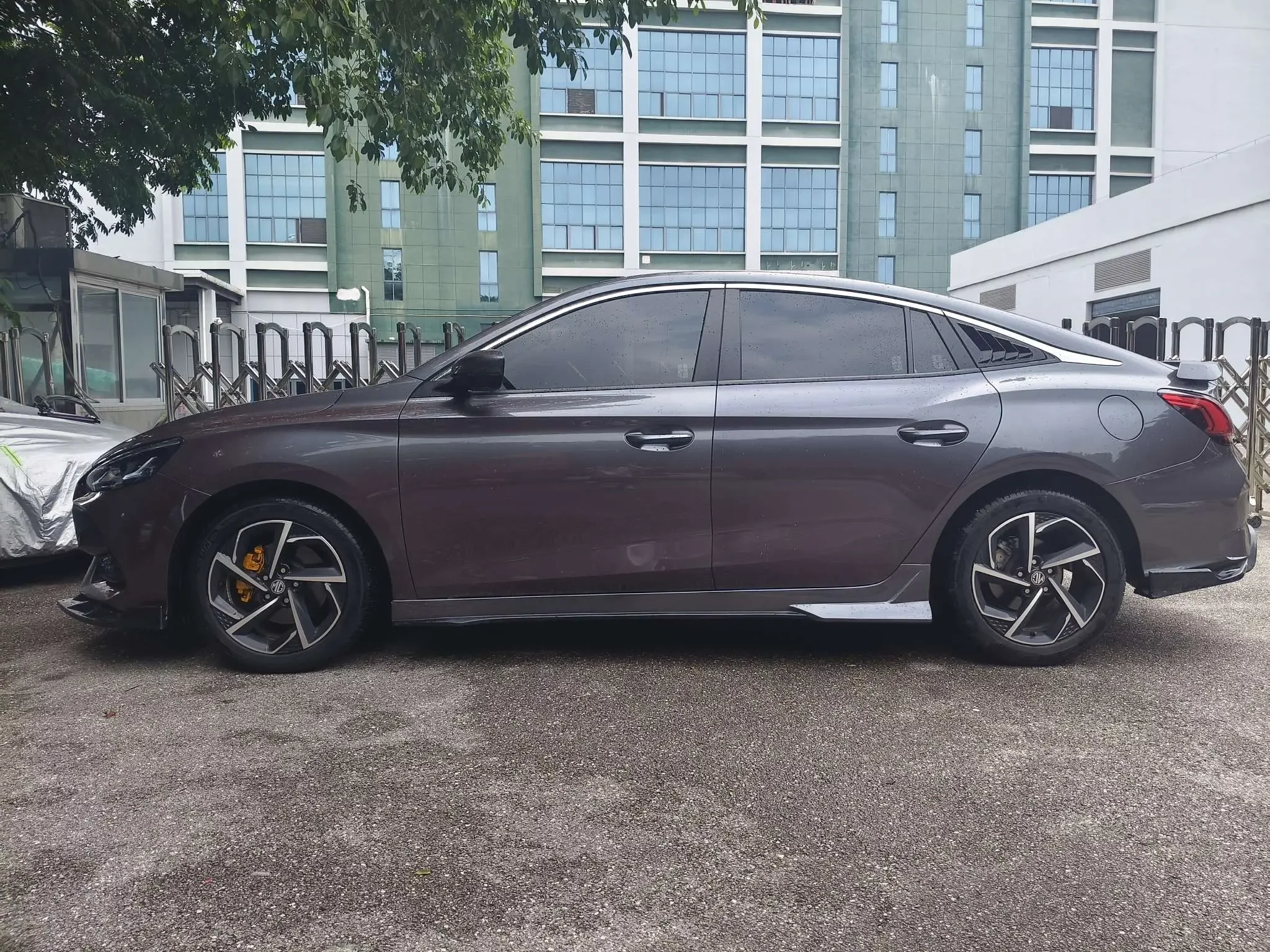 MG 5