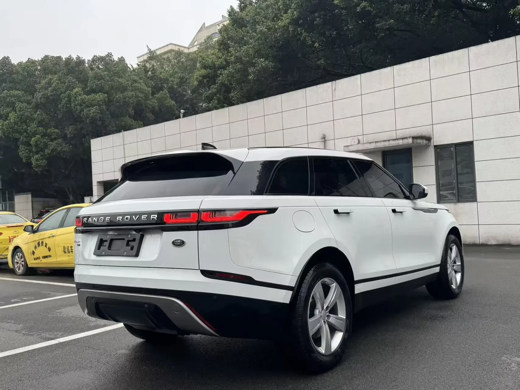 Land Rover Range Rover Velar