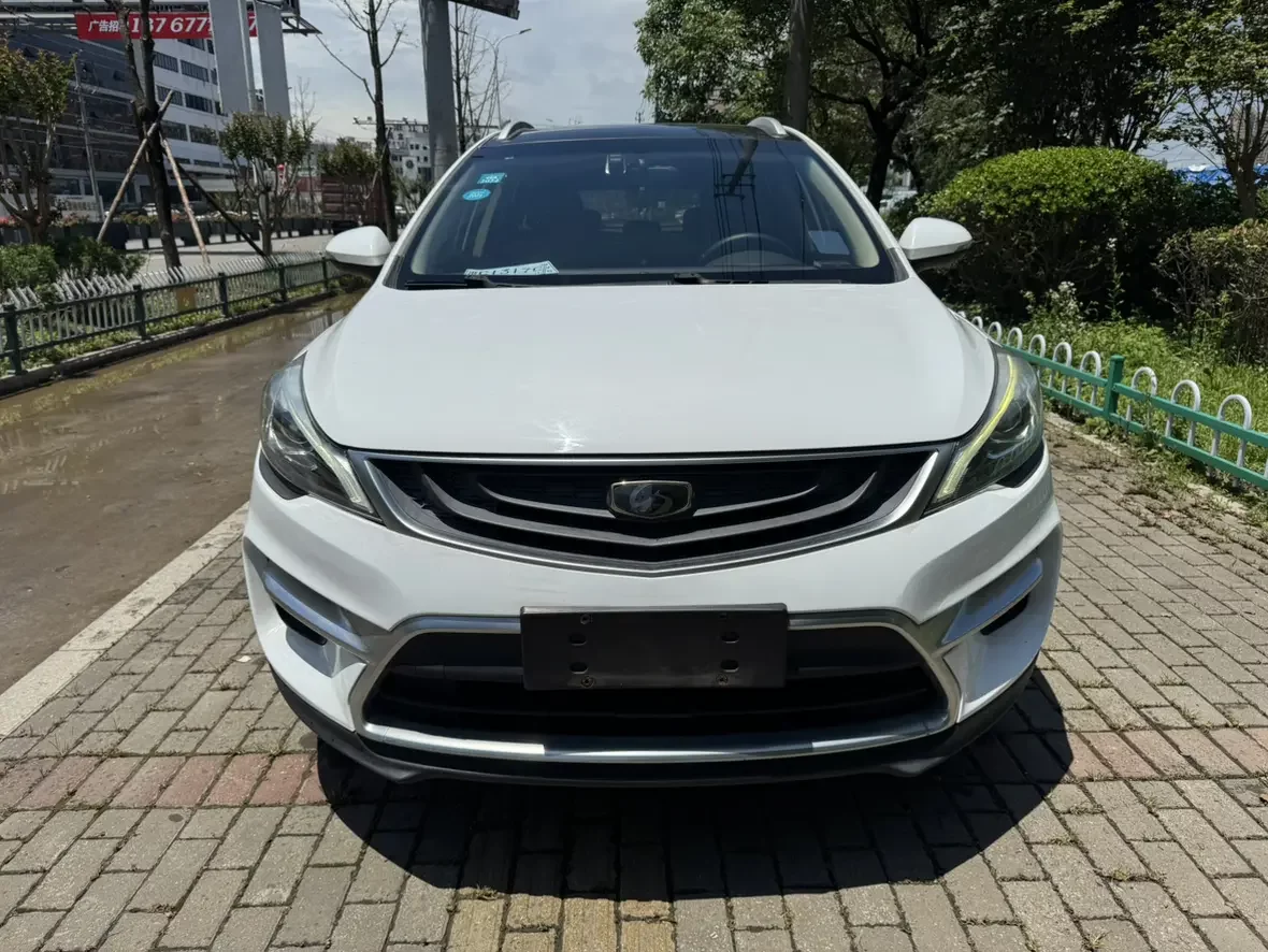 Geely Emgrand GS