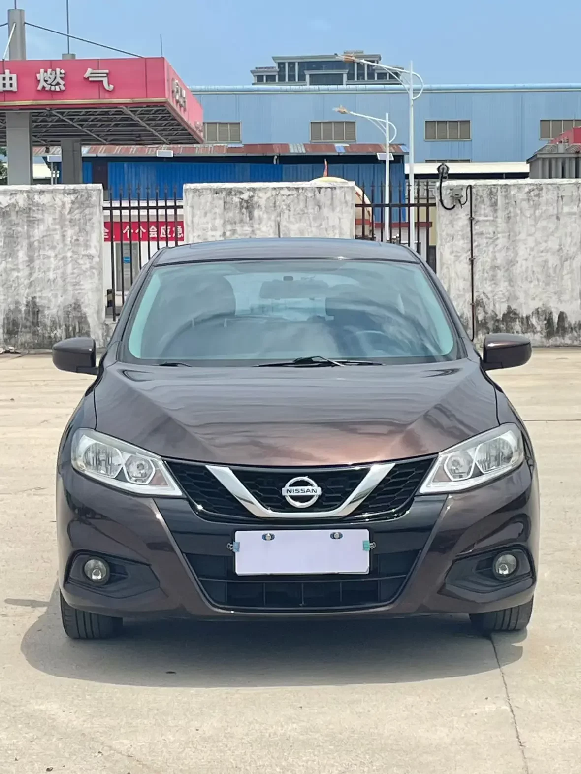 Nissan Tiida  из Китая