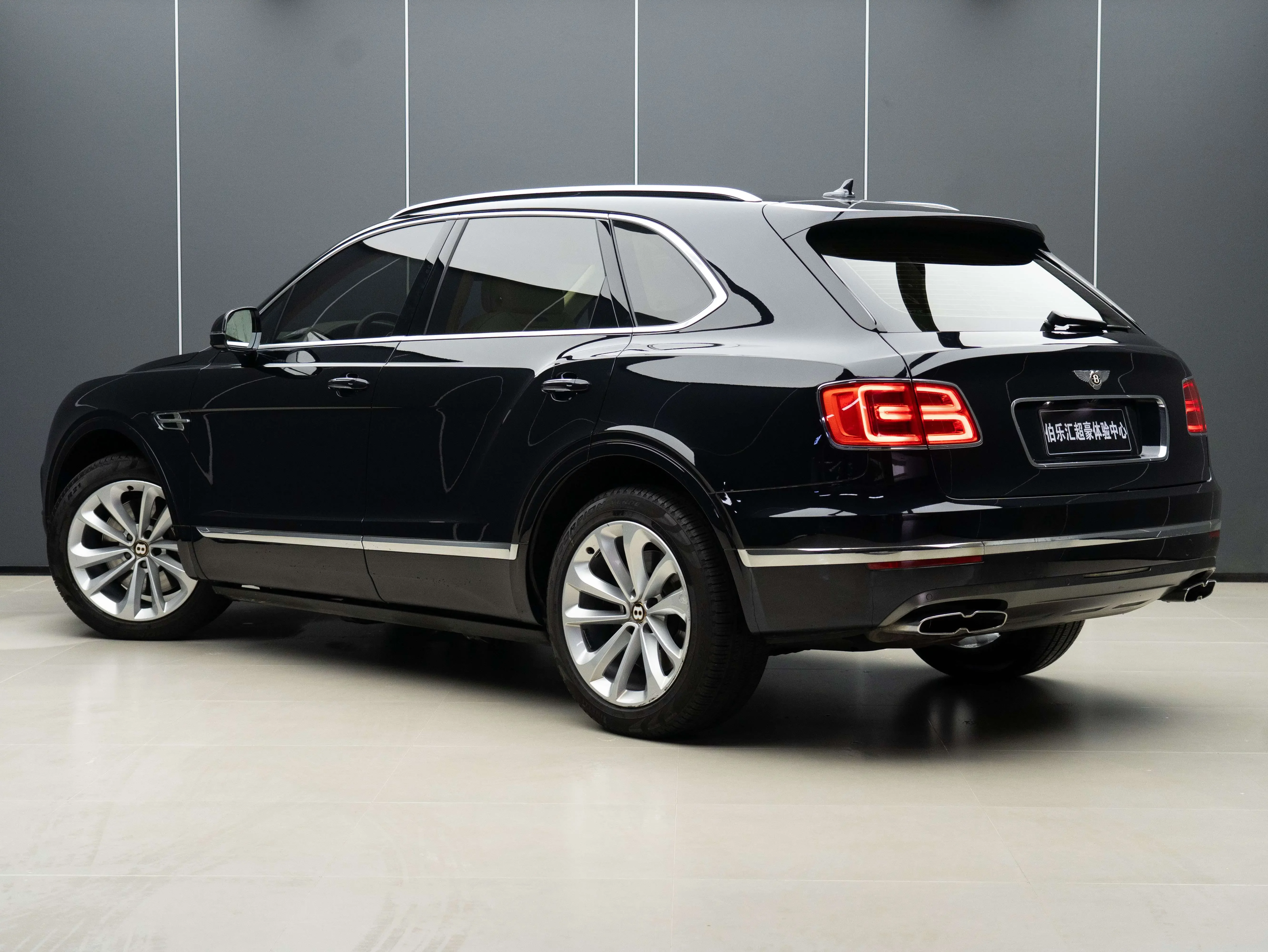 Bentley Bentayga