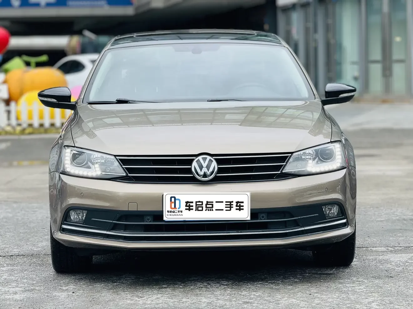 Volkswagen Sagitar