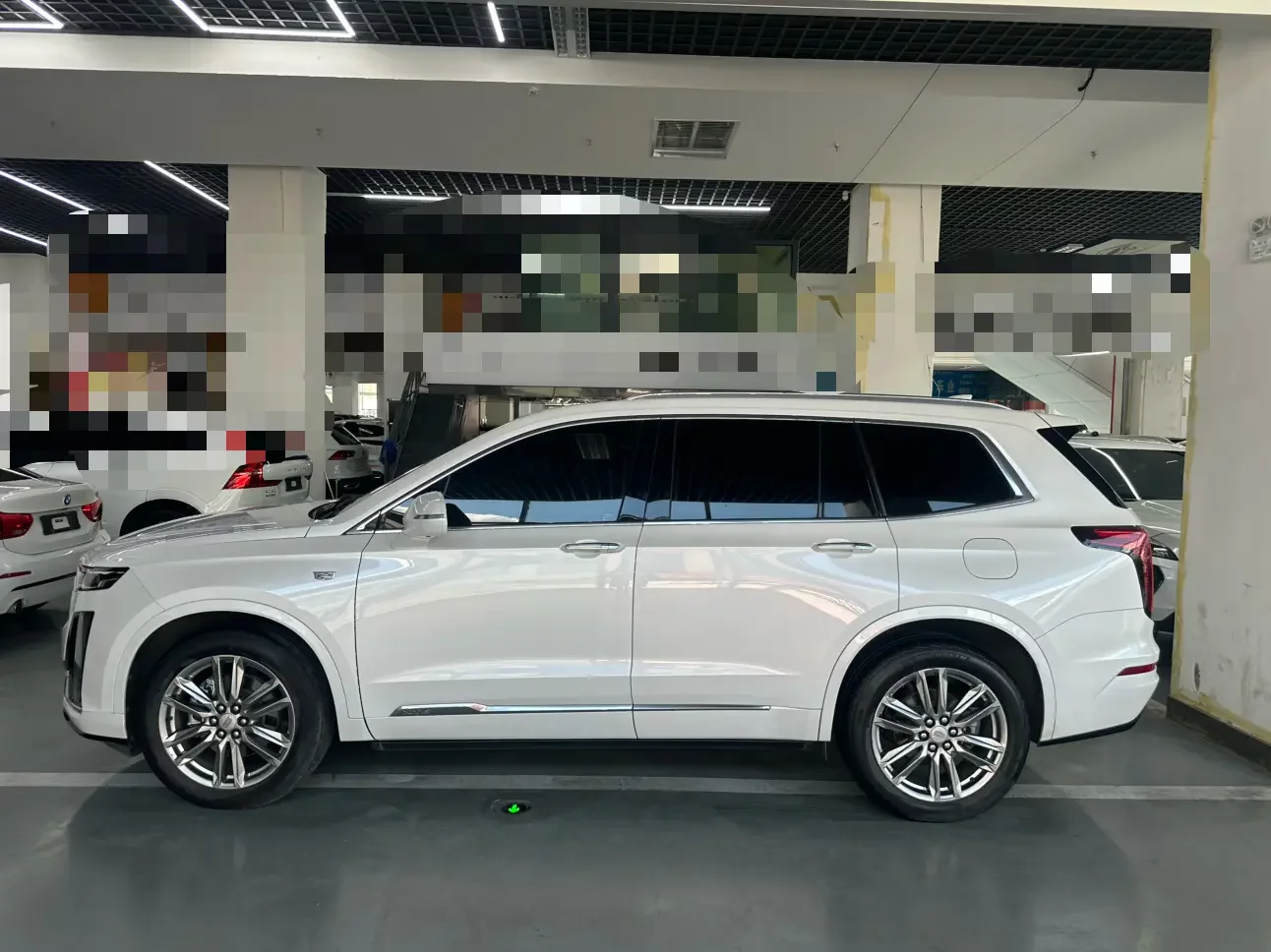 Cadillac XT6