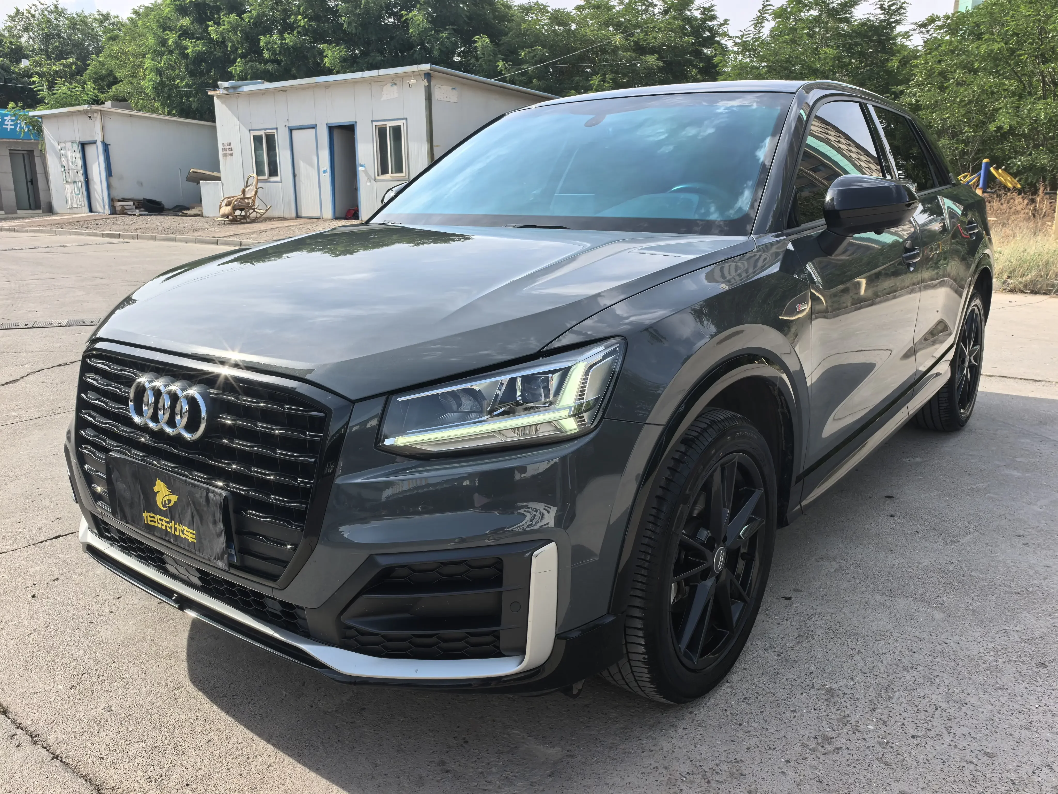 Audi Q2L